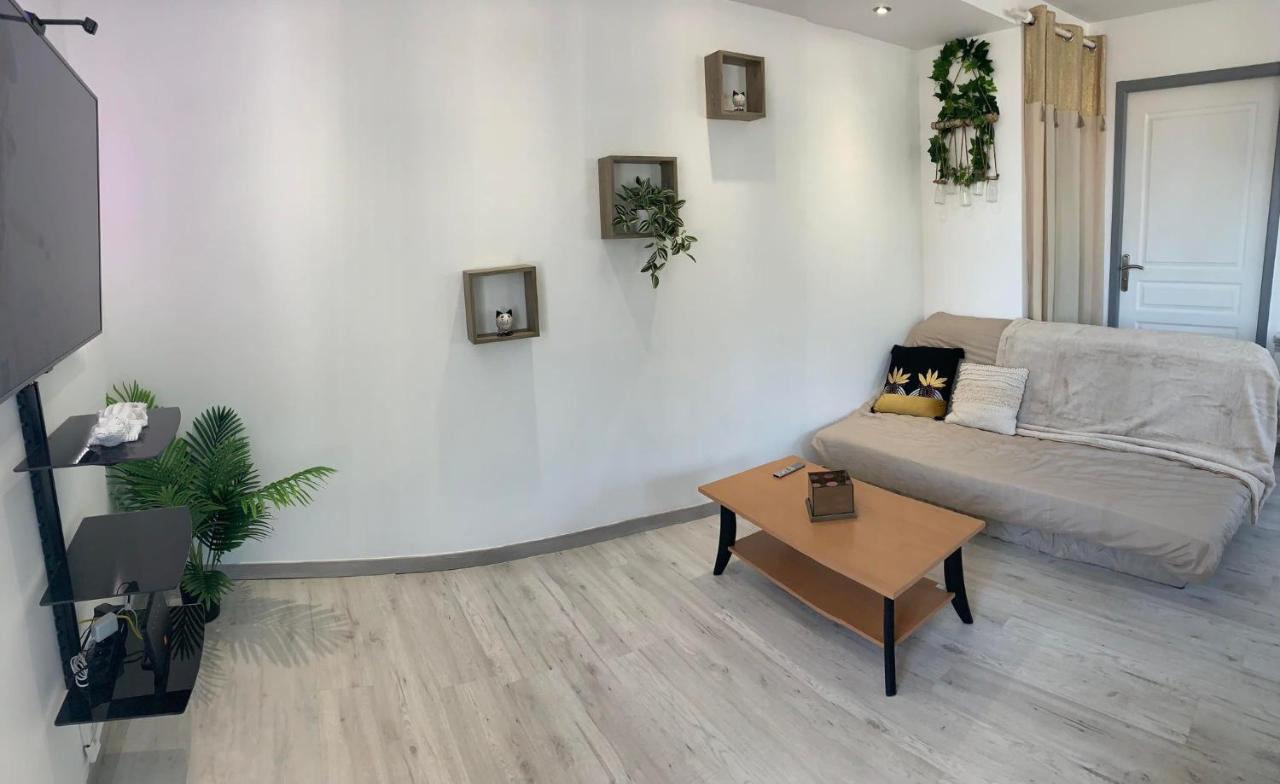 T2 Cosy Matelas 5* / Ecran Plat Qled Mâcon Exteriér fotografie